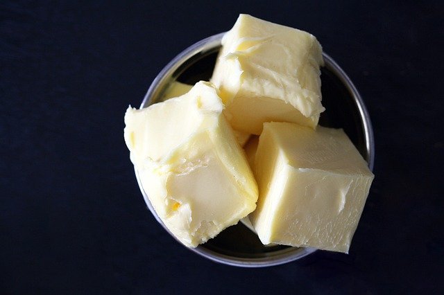バター 動物性脂肪の摂りすぎは NG