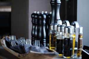 酢 価格の差ほど、うまみ成分や品質に差はない