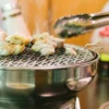 「無薬飼料鶏」とは?一般的なブロイラーとの違いと安全性の基準を解説